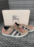 Burberry Sneakers Maat 36, Kleding | Dames, Schoenen, Ophalen of Verzenden, Gedragen, Beige, Sneakers of Gympen