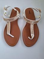 Graceland witte sandalen, Wit, Zo goed als nieuw, Graceland, Sandalen of Muiltjes