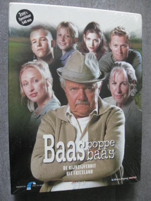 BAAS BOPPE BAAS-  SEIZOEN 1 in een 3-DVD BOX NIEUW IN SEAL, Cd's en Dvd's, Dvd's | Drama, Nieuw in verpakking, Drama, Boxset, Alle leeftijden