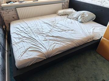 Malm bed (Ikea) 160x200 beschikbaar voor biedingen