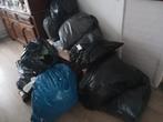 10 vuilniszakken vol kleding, Ophalen, Gedragen