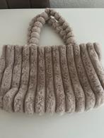 Teddy tas taupe bijna Gratis, Sieraden, Tassen en Uiterlijk, Tassen | Damestassen, Ophalen of Verzenden, Zo goed als nieuw, Beige