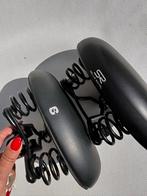 Twee zwarte rok zadels, Ophalen of Verzenden, Gebruikt, Zadel