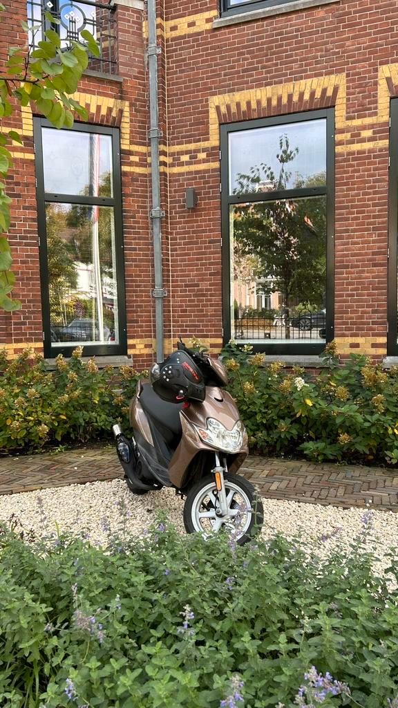 Yamaha Jog R 70cc, Fietsen en Brommers, Scooters | Piaggio, Nieuw, Overige modellen, Maximaal 45 km/u, Tweetakt, Ophalen