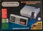 NES Mini, in doos ( inclusief controller ), Spelcomputers en Games, Spelcomputers | Nintendo NES, Ophalen of Verzenden, Zo goed als nieuw