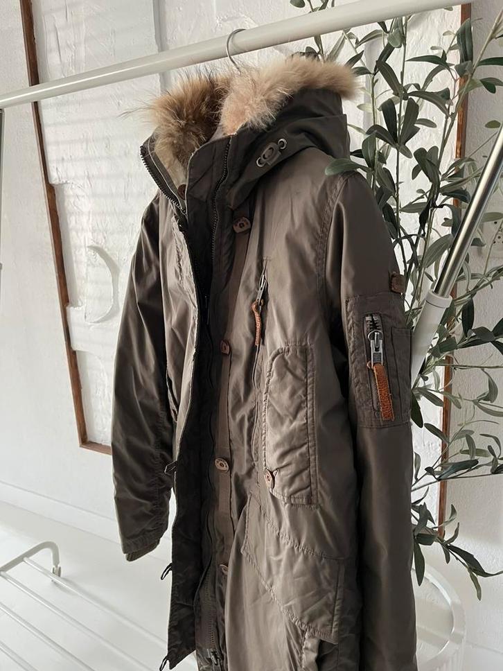 Moscow dames jas, Kleding | Dames, Jassen | Winter, Zo goed als nieuw, Bruin, Ophalen of Verzenden