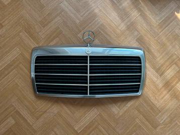 Mercedes W124 C124 Grill met ster beschikbaar voor biedingen