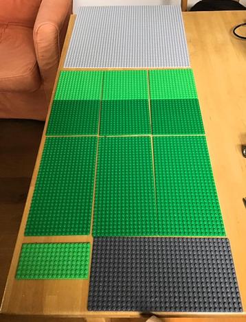 Diverse LEGO basisplaten - grondplaten beschikbaar voor biedingen
