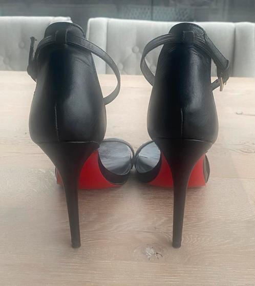 Hakken Pumps high heels Rode zolen 38 zwart, Kleding | Dames, Schoenen, Zo goed als nieuw, Pumps, Zwart, Ophalen of Verzenden