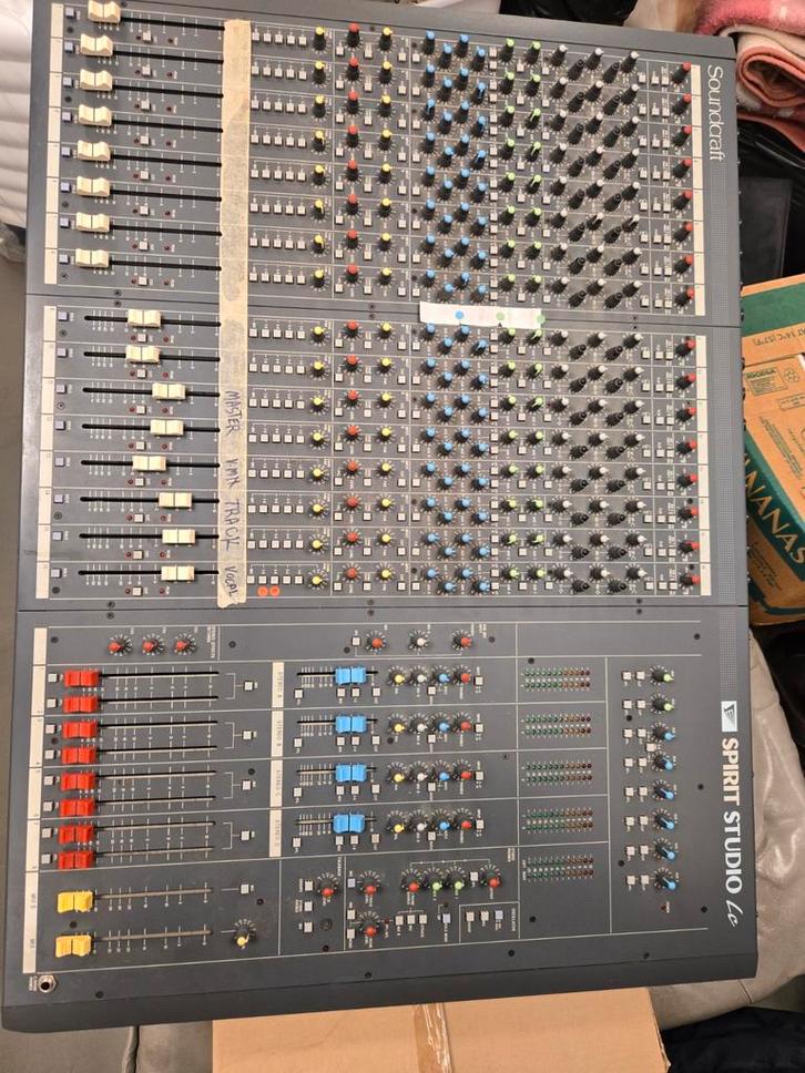 Soundcraft Spirit Studio LC Mengpaneel, Muziek en Instrumenten, Mengpanelen, Gebruikt, 20 kanalen of meer, Microfooningang, Ophalen of Verzenden