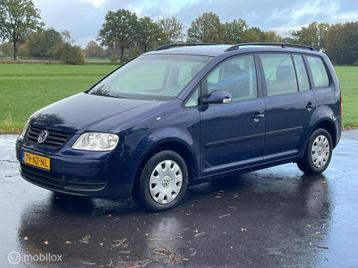 Volkswagen Touran 1.9 TDI Highline beschikbaar voor biedingen