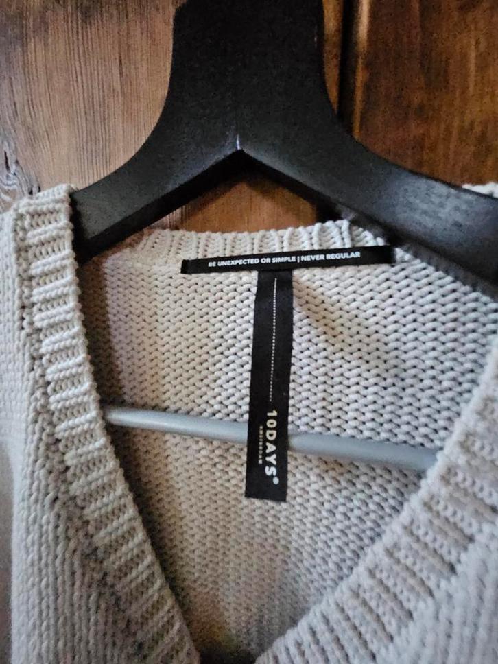 Trui 10DAYS ecru met zwarte accenten - nw, ongedragen, Kleding | Dames, Truien en Vesten, Nieuw, Maat 42/44 (L), Beige, Ophalen of Verzenden