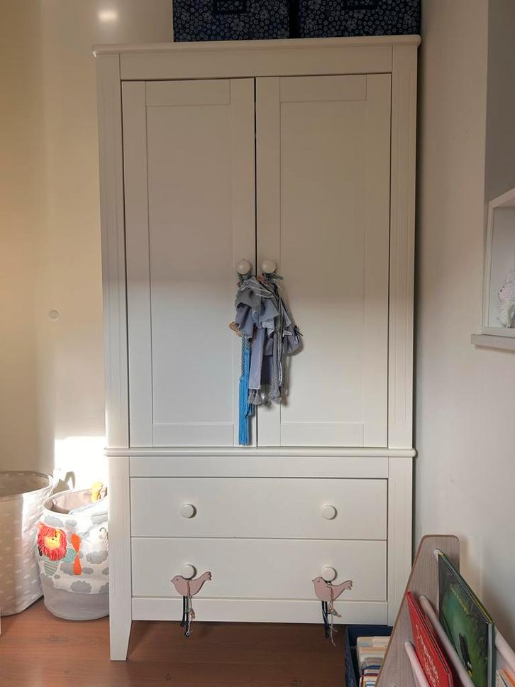 Kinderkamer set - kast, commode, bed + matras, Kinderen en Baby's, Babywiegjes en Ledikanten, Gebruikt, Ledikant, Ophalen