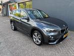 BMW X1 xDrive20i Executive (bj 2017, automaat), 1998 cc, Gebruikt, Euro 6, 2000 kg