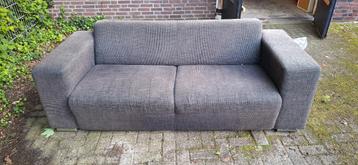 Bankstel 3 zits beschikbaar voor biedingen