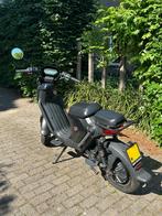 NIU UQi, elektrische scooter, Fietsen en Brommers, Ophalen, Maximaal 45 km/u, Elektrisch, Zo goed als nieuw
