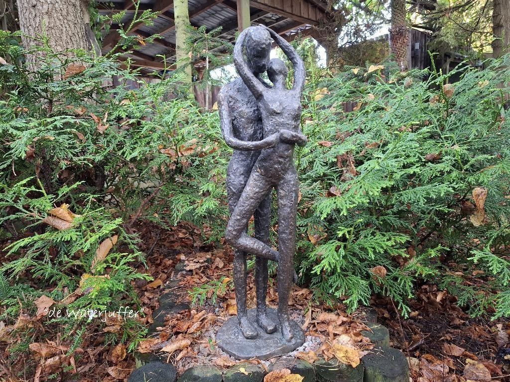 019* Bronzen Zoenend paar (boven€75 geen verzendkosten), Tuin en Terras, Tuinbeelden, Ophalen of Verzenden, Nieuw, Overige materialen