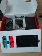 Nintendo Switch V2 met screenprotector, Spelcomputers en Games, Spelcomputers | Nintendo Switch, Ophalen of Verzenden, Gebruikt