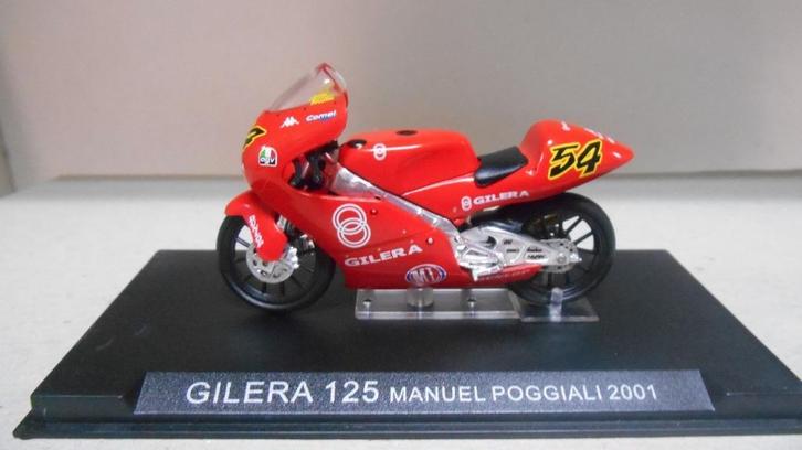 59821: Gilera 125 - Manuel Poggiali - 2001 - Atlas 1:24, Hobby en Vrije tijd, Modelauto's | 1:24, Zo goed als nieuw, Motor, Overige merken