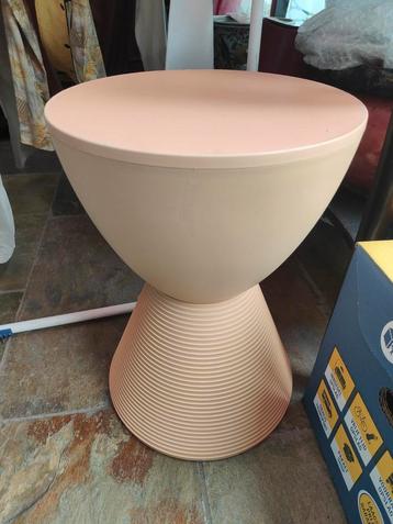 Kartell Stone Kruk - Design icoon beschikbaar voor biedingen