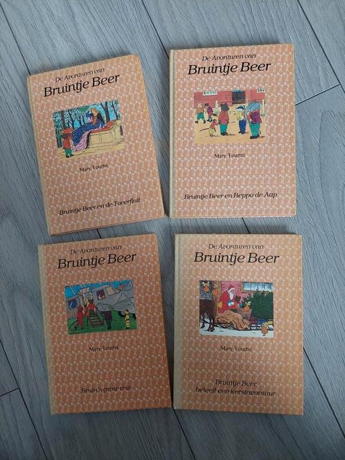De avonturen v Bruintje Beer hardcovers deel 1 tm 4 Tourtel, Boeken, Prentenboeken en Plaatjesalbums, Zo goed als nieuw, Prentenboek
