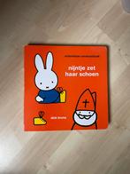 Nijntje Sinterklaas Omraaiboek - Dick Bruna, Ophalen of Verzenden, Zo goed als nieuw, 2 tot 3 jaar