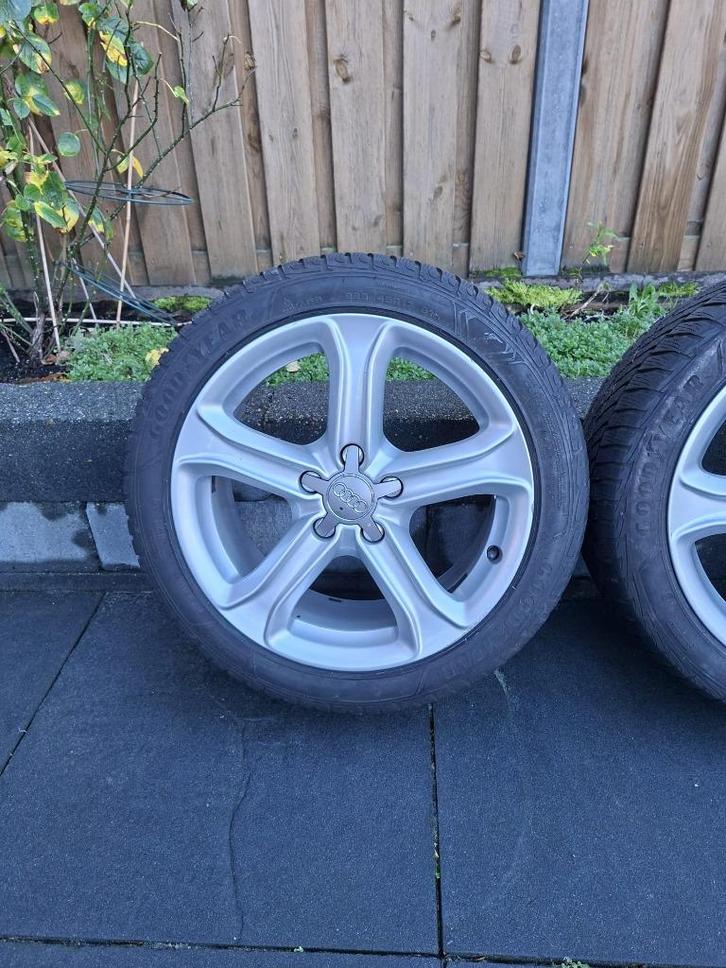 5x112 Audi 17 inch 7mm GoodYear Winterbanden 225 45 17, Auto-onderdelen, Banden en Velgen, Band(en), Winterbanden, 17 inch, 225 mm