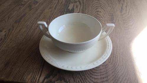 2 soepkoppen met schotel van Recamier, Huis en Inrichting, Keuken | Servies, Zo goed als nieuw, Overige typen, Overige stijlen