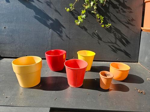 Diverse, kleurrijke bloempotten, Tuin en Terras, Bloempotten, Gebruikt, Minder dan 40 cm, Minder dan 25 cm, Rond, Ophalen of Verzenden