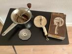 Vintage bonensnijder en appelmoeszeef jaren 60., Huis en Inrichting, Keuken | Potten en Pannen, Ophalen of Verzenden, Zo goed als nieuw