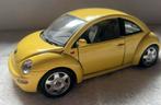 Volkswagen new Beetle (Burago), Hobby en Vrije tijd, Modelauto's | 1:18, Ophalen of Verzenden, Zo goed als nieuw, Bburago