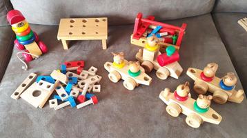 Diversen houten speelgoed! beschikbaar voor biedingen