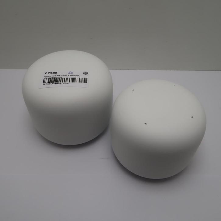 Google Nest Wifi router + Wifi Punt Wit | In Nette Staat, Computers en Software, Netwerk switches, Zo goed als nieuw