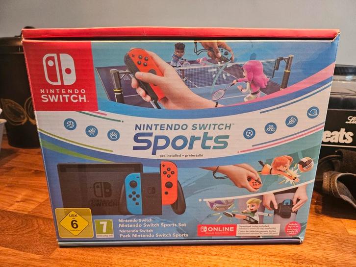 Switch Sports Set met mario kart de luxe, Spelcomputers en Games, Spelcomputers | Nintendo Switch, Zo goed als nieuw, Switch Original