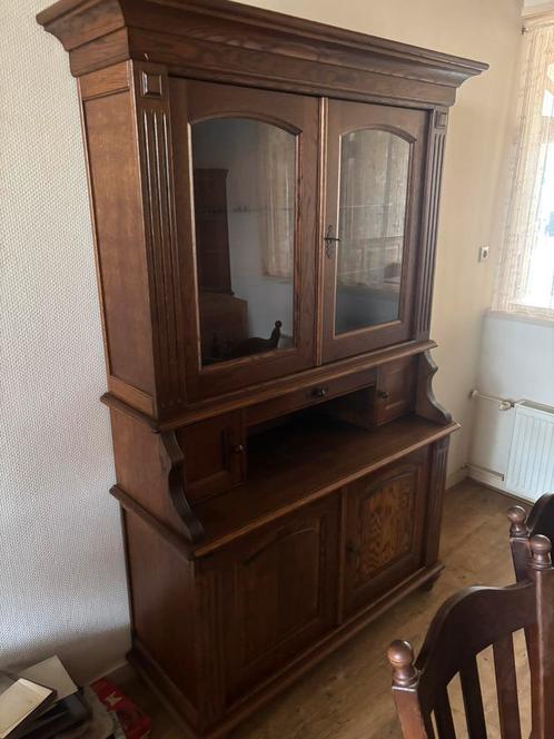 Zeer mooie eiken vitrine/buffet kast, Antiek en Kunst, Antiek | Meubels | Kasten, Ophalen