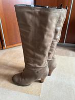 Beige laarzen maat 40, Kleding | Dames, Hoge laarzen, Beige, Ophalen of Verzenden, Zo goed als nieuw