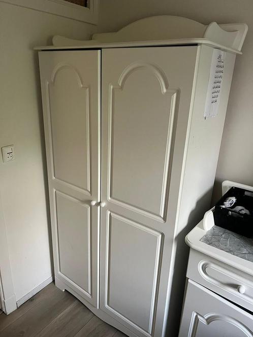 Compleet baby kamer - Kledingkast, kast en babybed, Huis en Inrichting, Kasten | Kledingkasten, Gebruikt, 150 tot 200 cm, 50 tot 75 cm