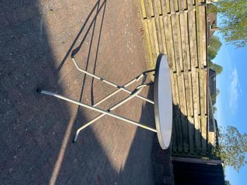 (Verhuur) Sta tafels beschikbaar voor biedingen