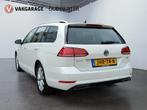 Volkswagen GOLF 1.4 TSI Highline Business R * Pano * Trekhaa, Gebruikt, Euro 6, 4 cilinders, 1257 kg