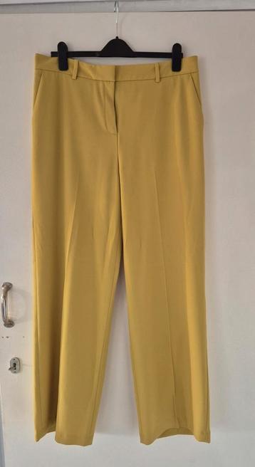 Groene C&A broek maat 44 beschikbaar voor biedingen