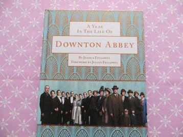 A Year in the life of Downton Abbey/Country house/Lady Mary beschikbaar voor biedingen