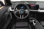 BMW iX1 eDrive20 High Executive M Sport / Panoramadak / Spor, Gebruikt, Met garantie (alle), Stoelverwarming, 204 pk