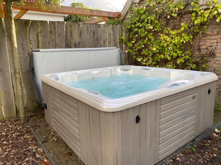 Jacuzzi, Tuin en Terras, Bubbelbaden en Hottubs, Gebruikt, Vast, Filter, Pomp, Trap, Ophalen