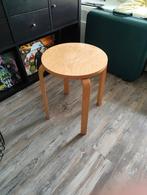 Simpele houten kruk, Ophalen, Zo goed als nieuw, Hout