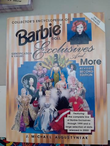 Barbie doll exclusives and More verzamel poppen boek dolls beschikbaar voor biedingen