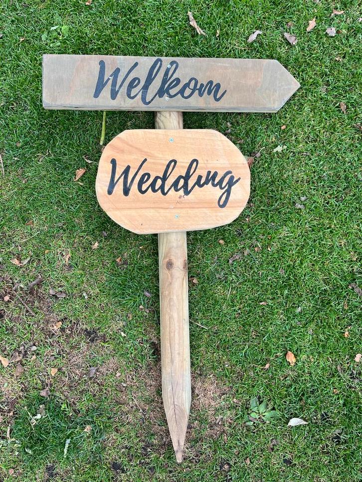 Houten Wegwijzers Bruiloft/Evenement, Tuin en Terras, Overige Tuin en Terras, Zo goed als nieuw, Ophalen