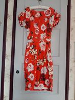 Prachtige rode jurk met bloemen mt 38, Maat 38/40 (M), Ophalen of Verzenden, Zo goed als nieuw, Rood