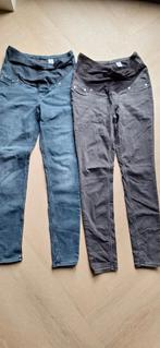 2x Zwangerschapsbroek jeans H&M Mama - Maat M, Kleding | Dames, Positiekleding, Maat 38/40 (M), H&M, Ophalen of Verzenden, Zo goed als nieuw
