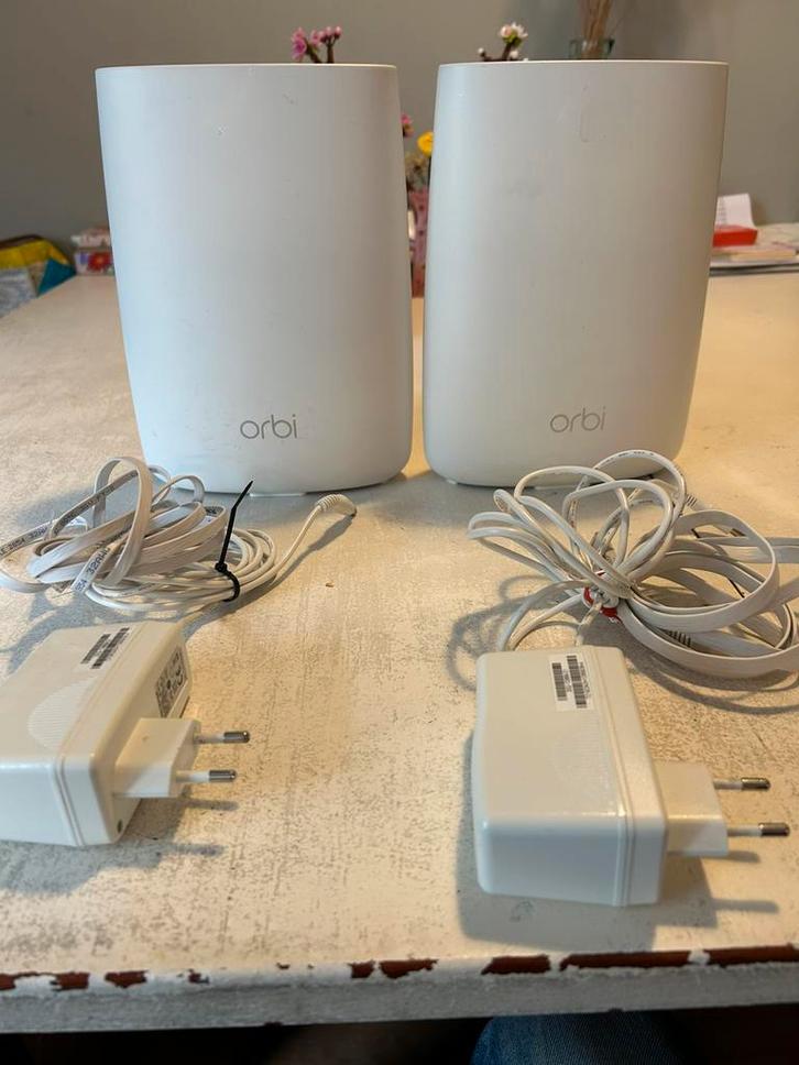 Netgear Orbi RBS50 & RBR50 WiFi systeem versterkers, Computers en Software, Routers en Modems, Zo goed als nieuw, Ophalen of Verzenden