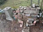 Hek voet en wat bakstenen met een kratje gratis bier., Ophalen, Gebruikt, Bakstenen